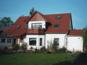 Wohnung im Grünen, Haus Cara, 120m², 4 Zi, Kü, Bad